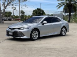 2019 Toyota CAMRY 2.5 Hybrid รถเก๋ง 4 ประตู ออกรถฟรี วิ่งน้อย 33,000 กม